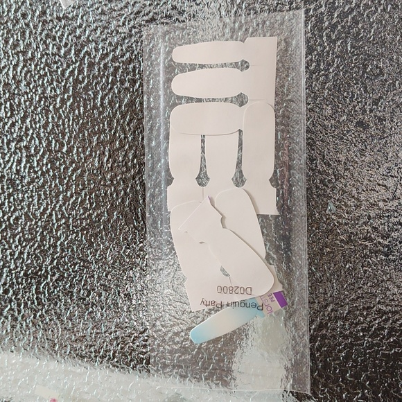 Color Street Leftovers - Birds and Bees Pack - 5 Sets - Re-Sealed - Picture 12 of 12